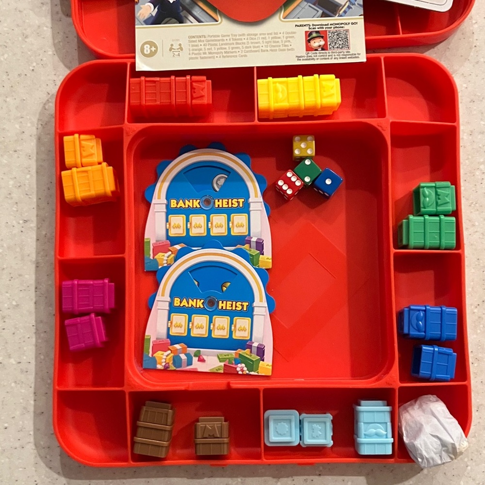 CALLOUT CLEAR OUT Hasbro Monopoly GO Travel Case - 27 out of 40 Building Pieces - Picture 3 of 6